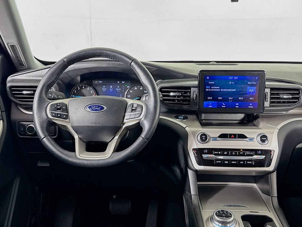 Used 2021 Ford Explorer XLT RWD image 25