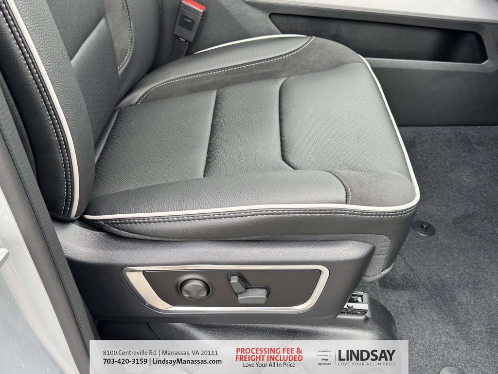 New 2026 RAM 1500 Laramie w/ Advanced Safety Group II AWD/4WD image 12