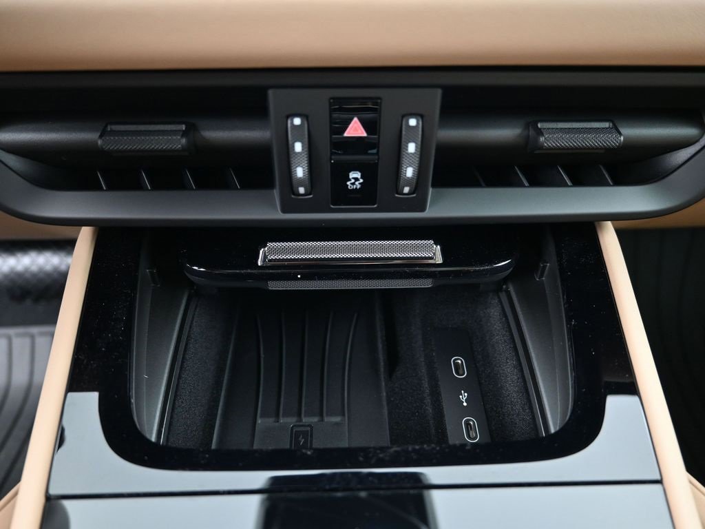 New 2026 Porsche Cayenne image 23