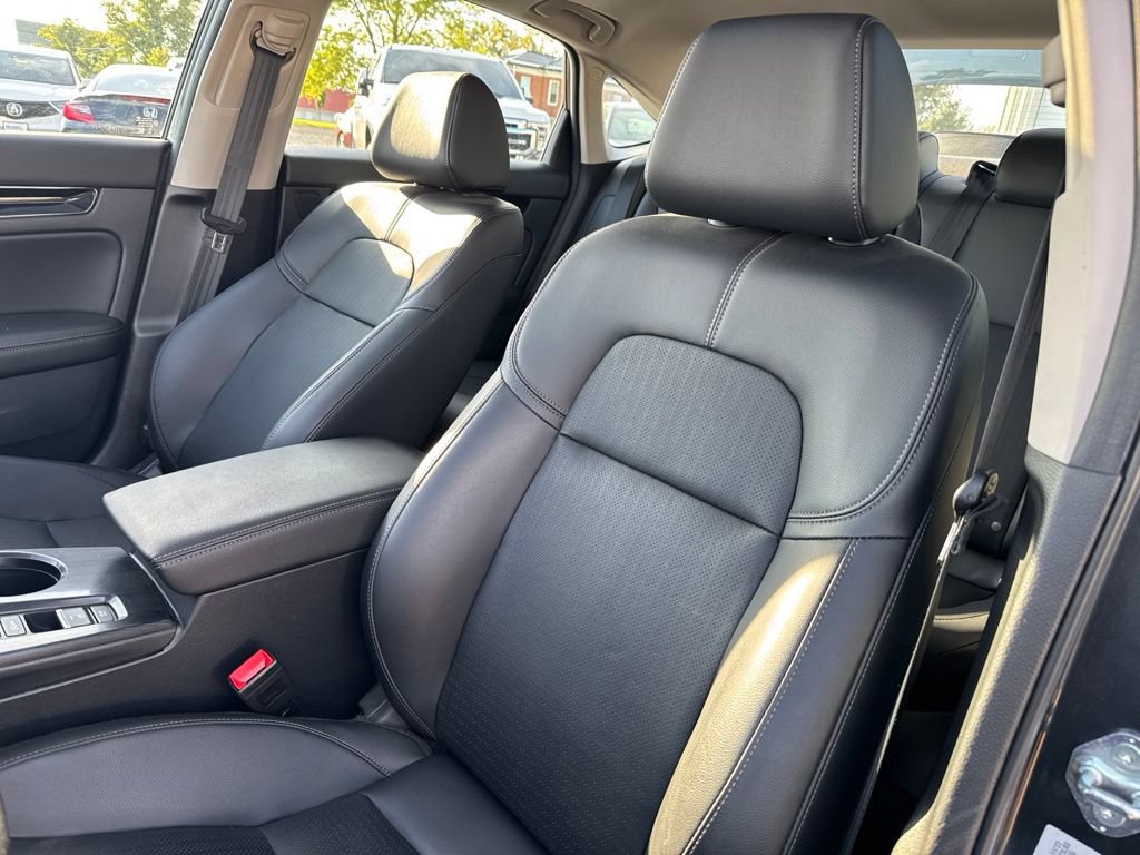 Used 2024 Honda Civic Touring image 31