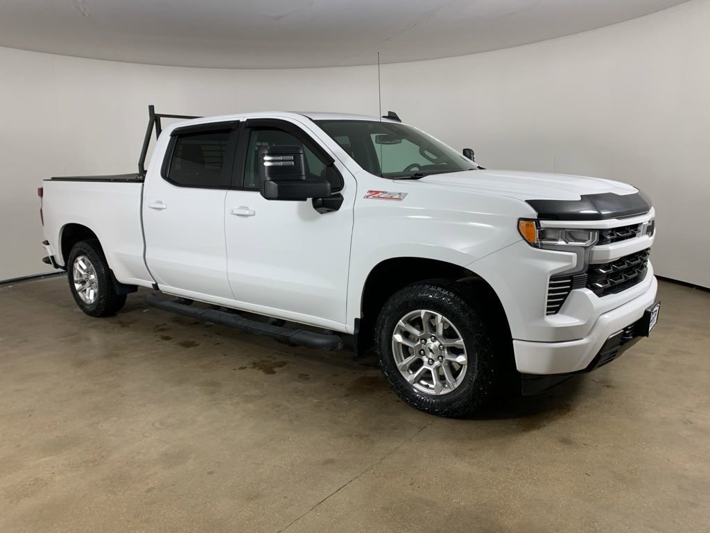 Used 2023 Chevrolet Silverado 1500 RST image 5