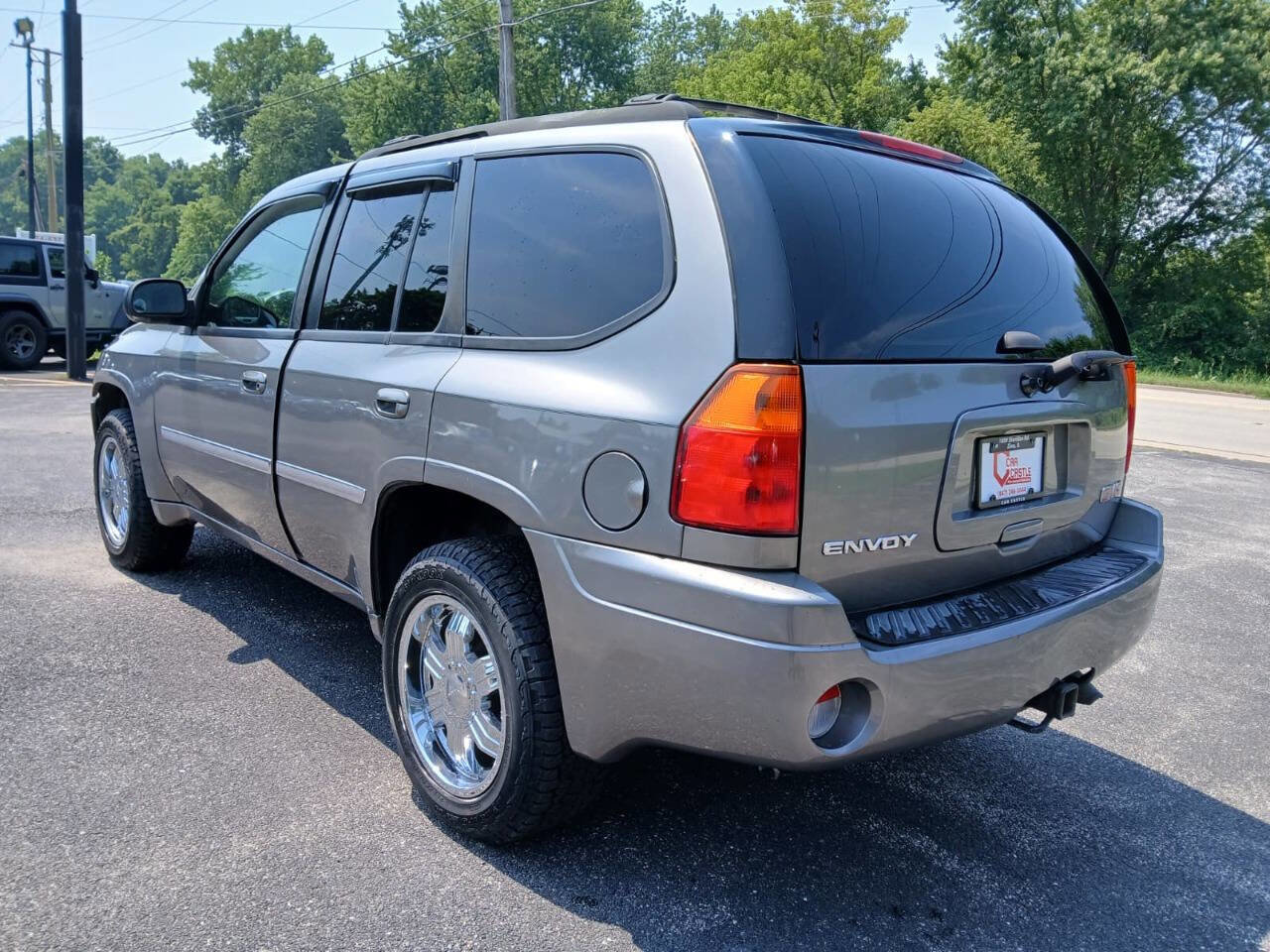 Used 2009 GMC Envoy SLT image 6