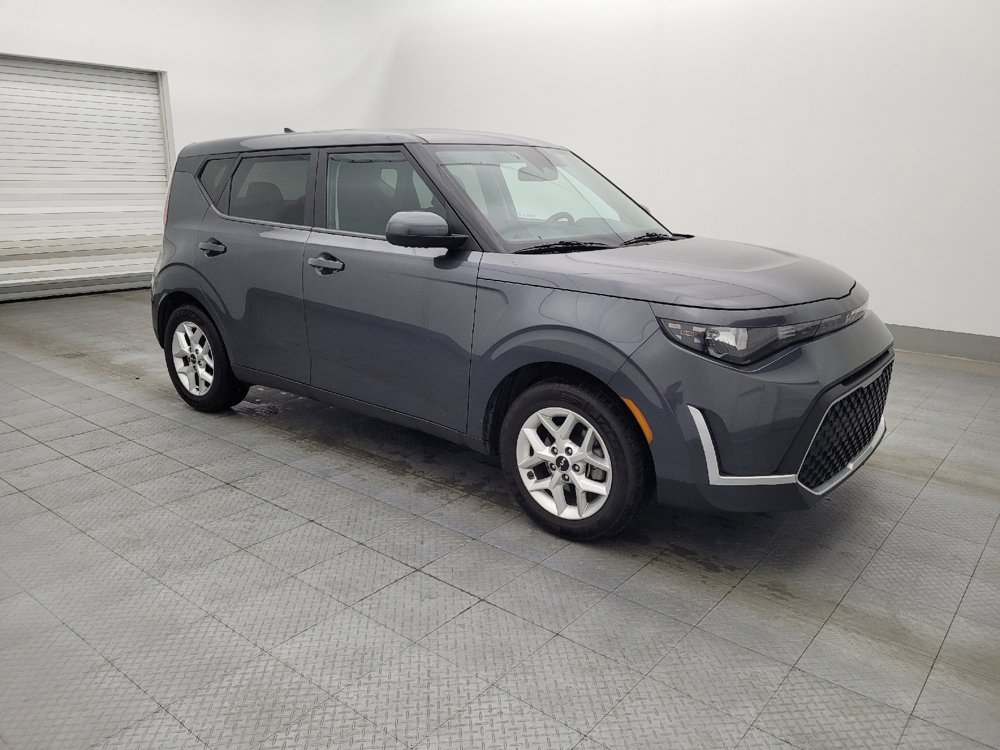 Used 2023 Kia Soul LX w/ LX Technology Package image 11