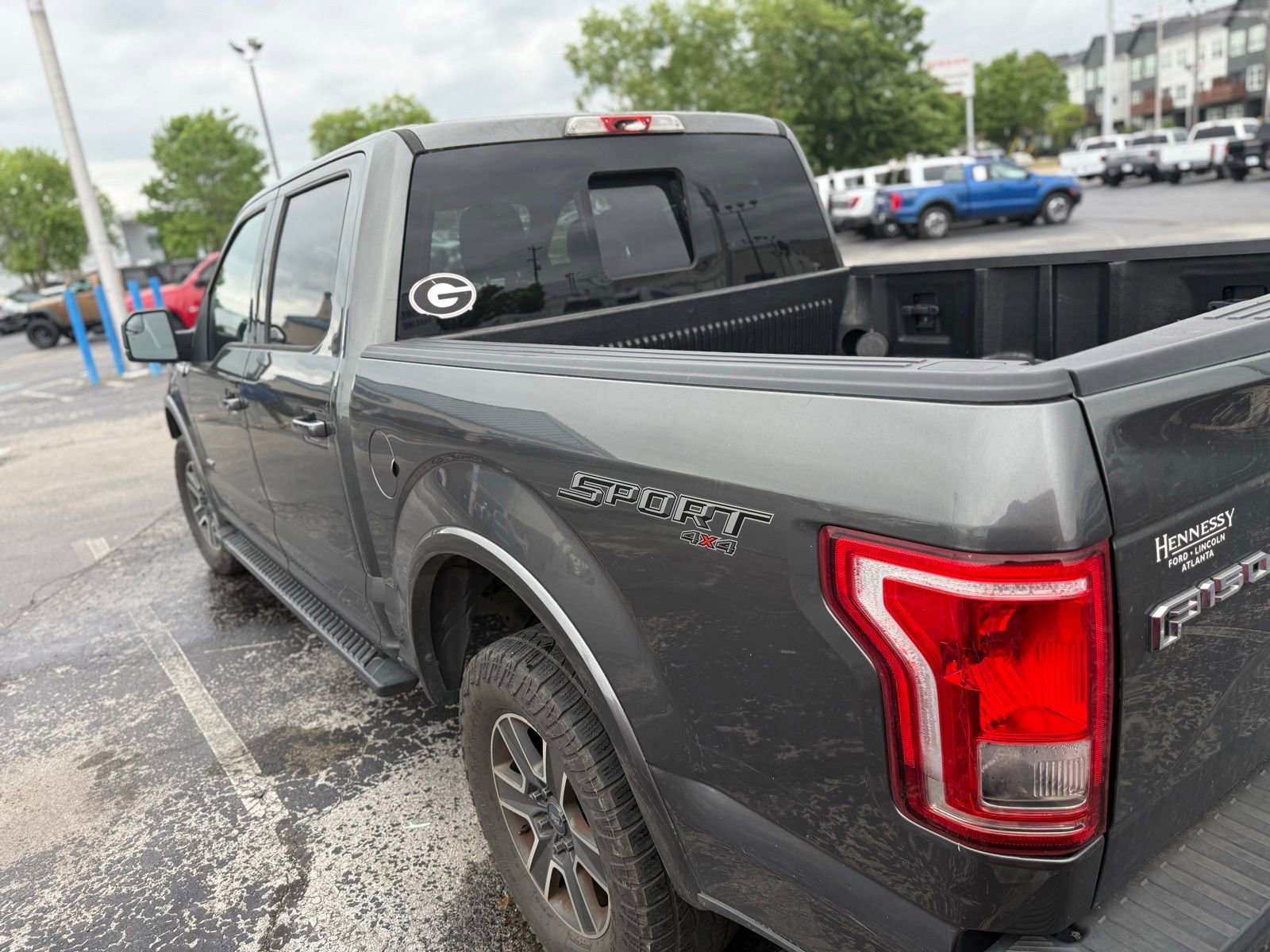 Used 2015 Ford F150 XLT w/ Equipment Group 301A Mid AWD/4WD image 3