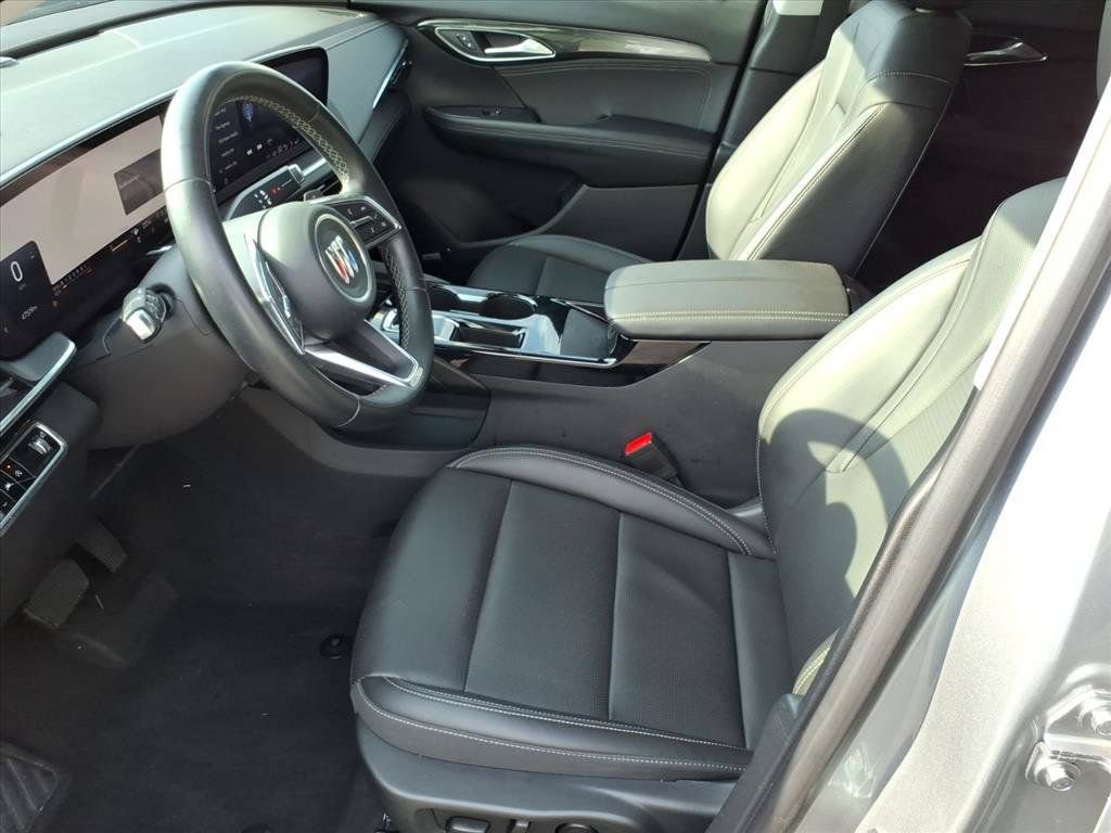 Used 2024 Buick Envision Preferred AWD/4WD image 11