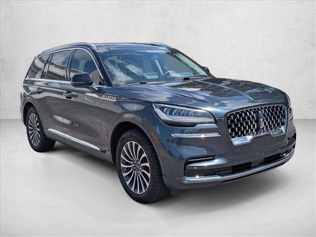 Used 2022 Lincoln Aviator Reserve w/ Equipment Group 201A AWD/4WD video 4
