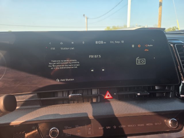 Used 2025 Kia Sportage SX FWD image 5