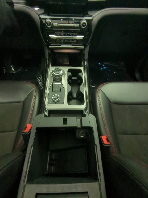 Used 2022 Ford Explorer ST-Line w/ Class IV Trailer Tow Package image 25