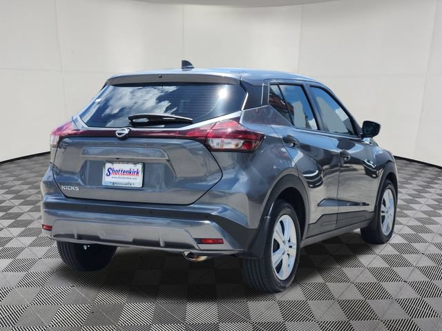 Used 2025 Nissan Kicks Play S FWD image 4