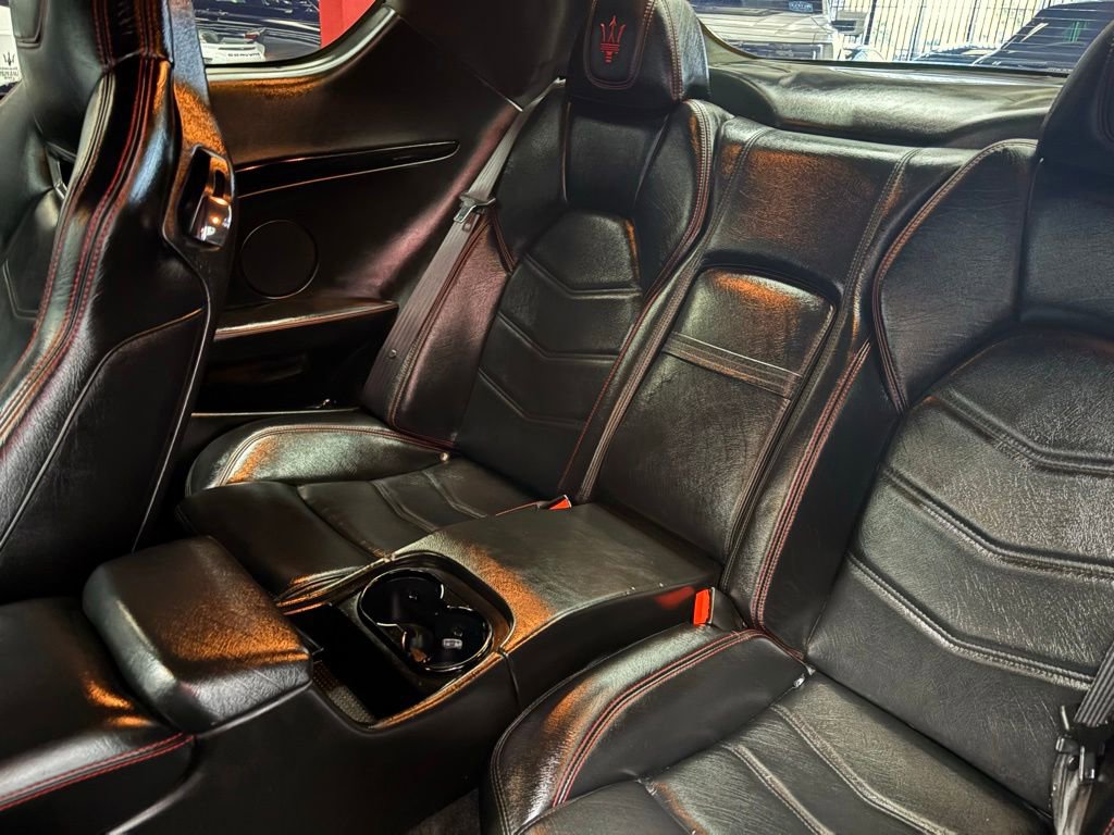 Used 2018 Maserati GranTurismo Sport RWD image 36