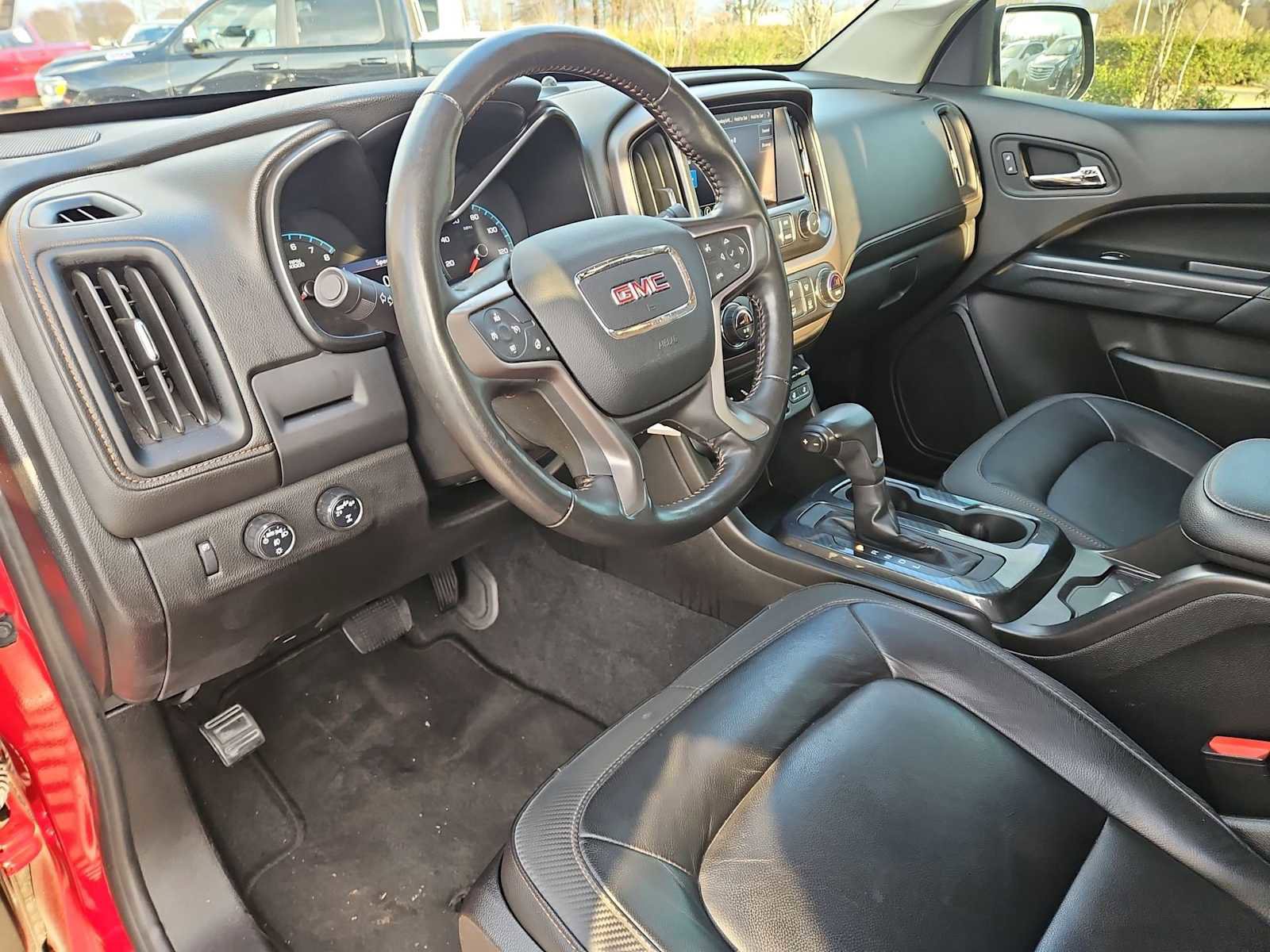 Used 2021 GMC Canyon AT4 w/ Trailering Package image 10