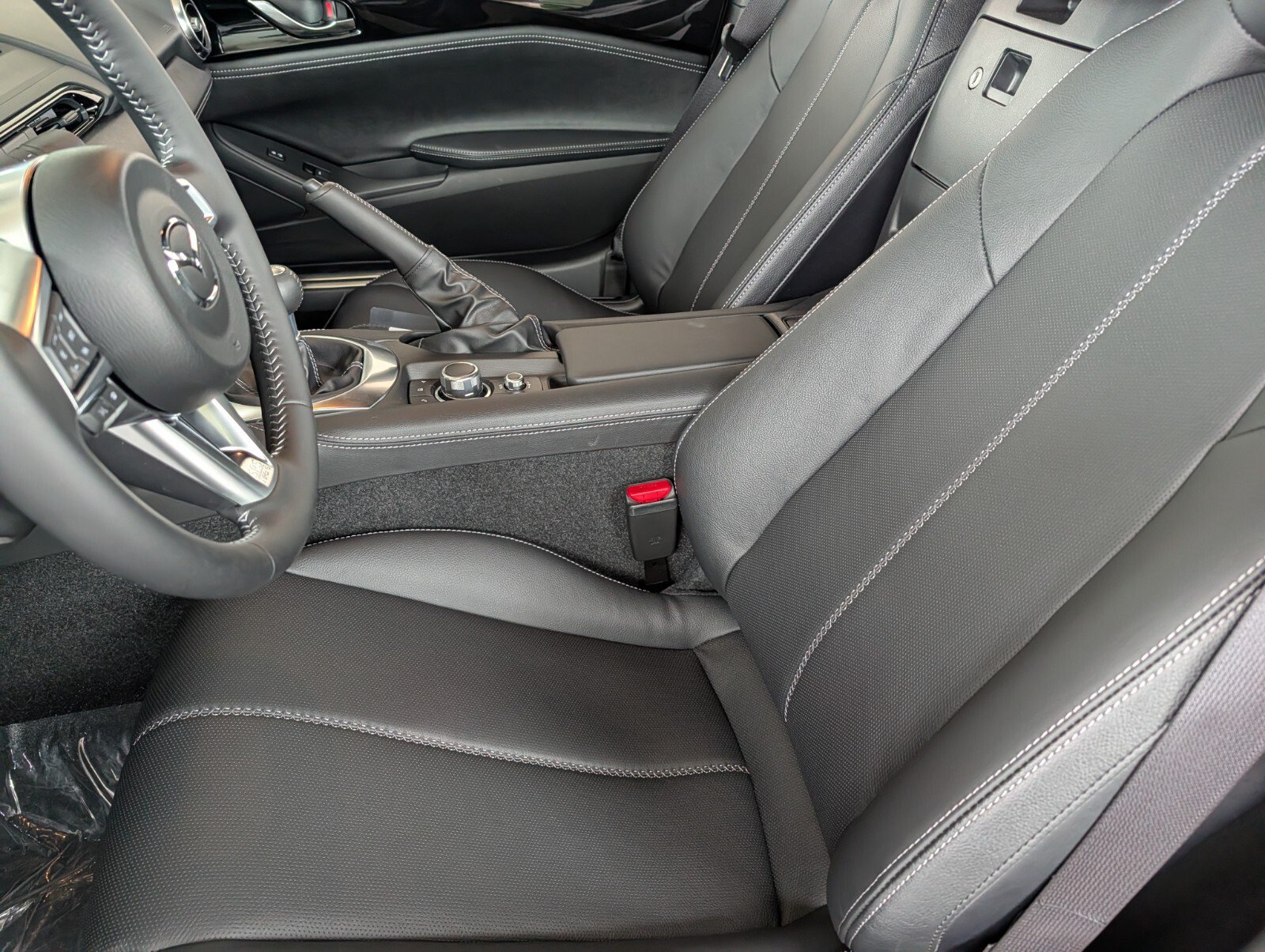New 2026 MAZDA MX-5 Miata Grand Touring w/ Appearance Package RWD image 12