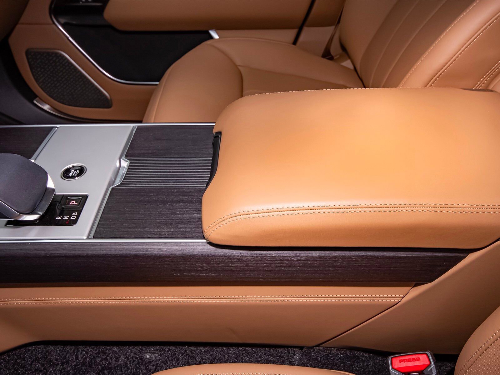 New 2025 Land Rover Range Rover Autobiography image 31