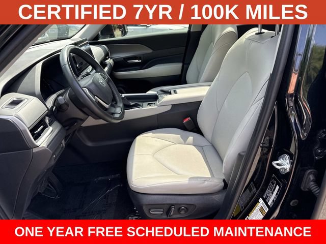 Used 2025 Toyota Grand Highlander FWD image 13