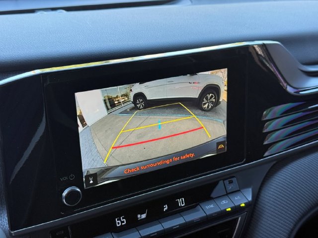 Used 2025 Toyota Camry SE FWD image 25