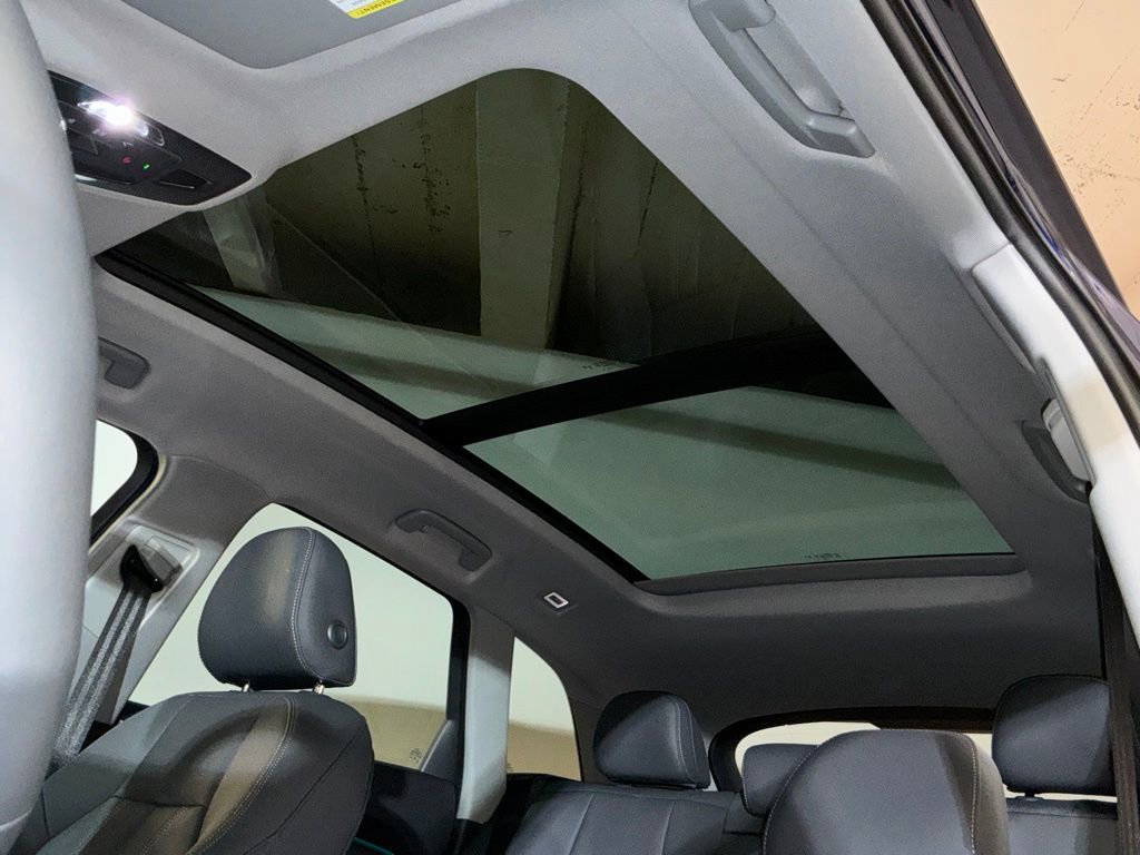 Used 2025 Audi Q5 Premium w/ Convenience Package image 5