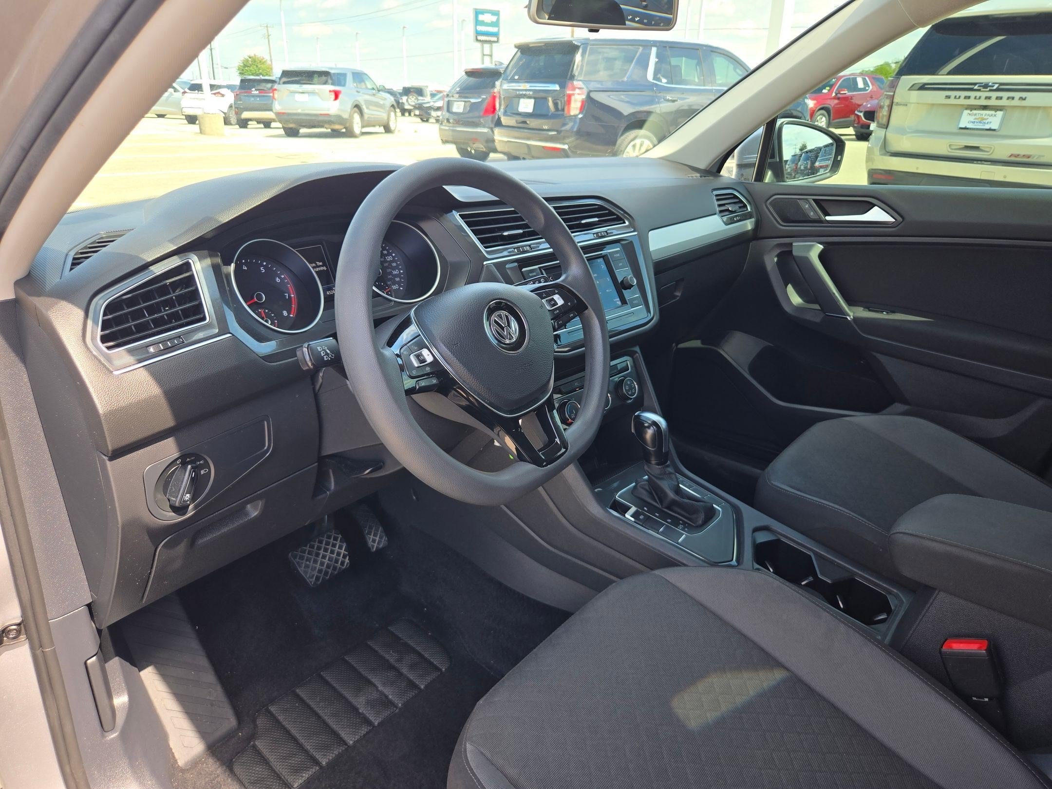 Used 2020 Volkswagen Tiguan S FWD image 11