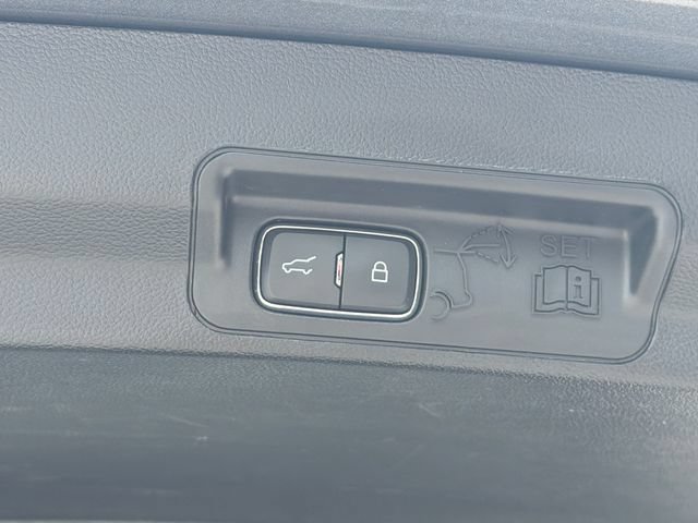 Certified 2020 Ford Explorer XLT AWD/4WD image 21