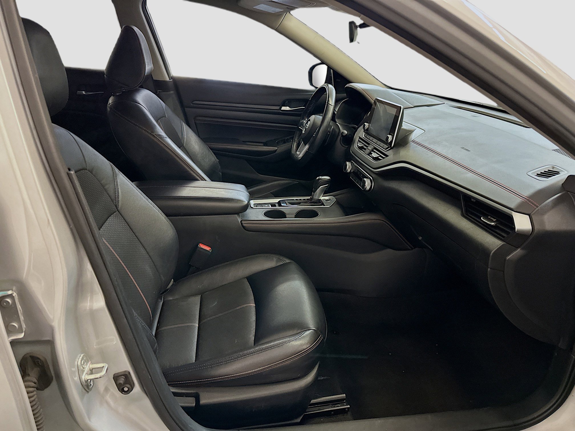 Used 2022 Nissan Altima 2.5 SR image 31