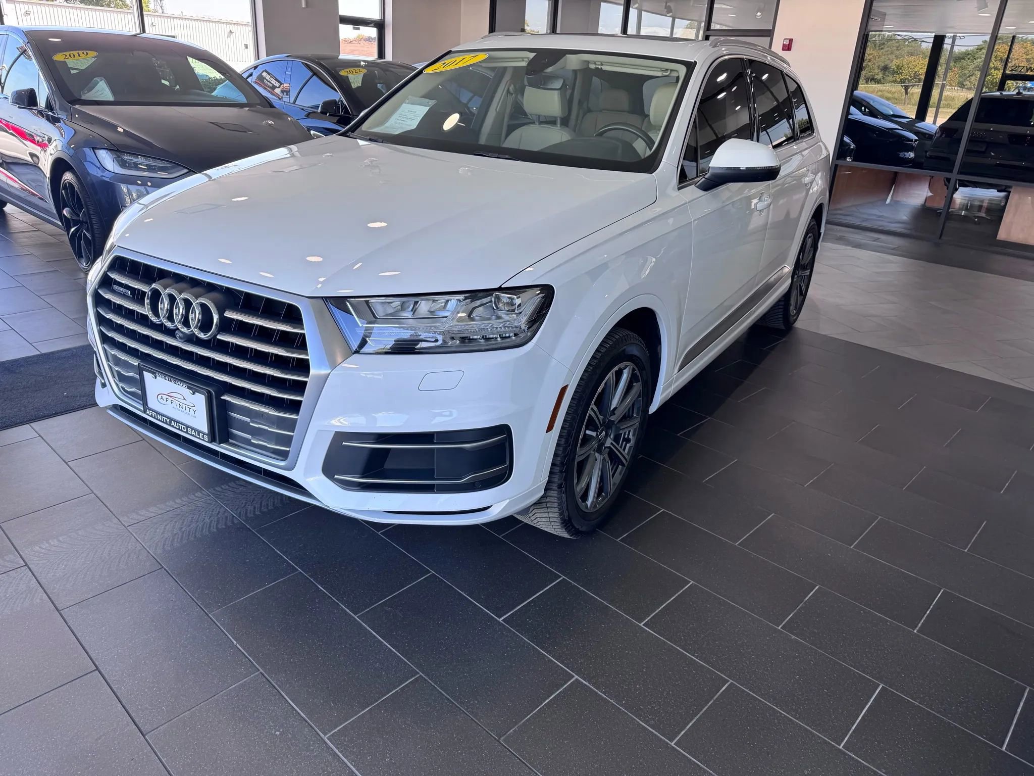 Used 2017 Audi Q7 2.0T Premium Plus w/ Premium Plus Package image 7