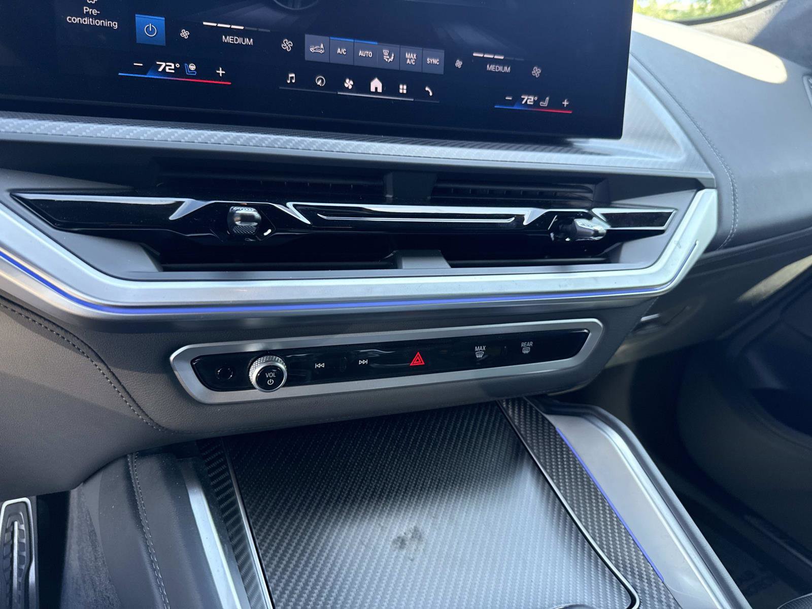 Used 2025 BMW XM image 28