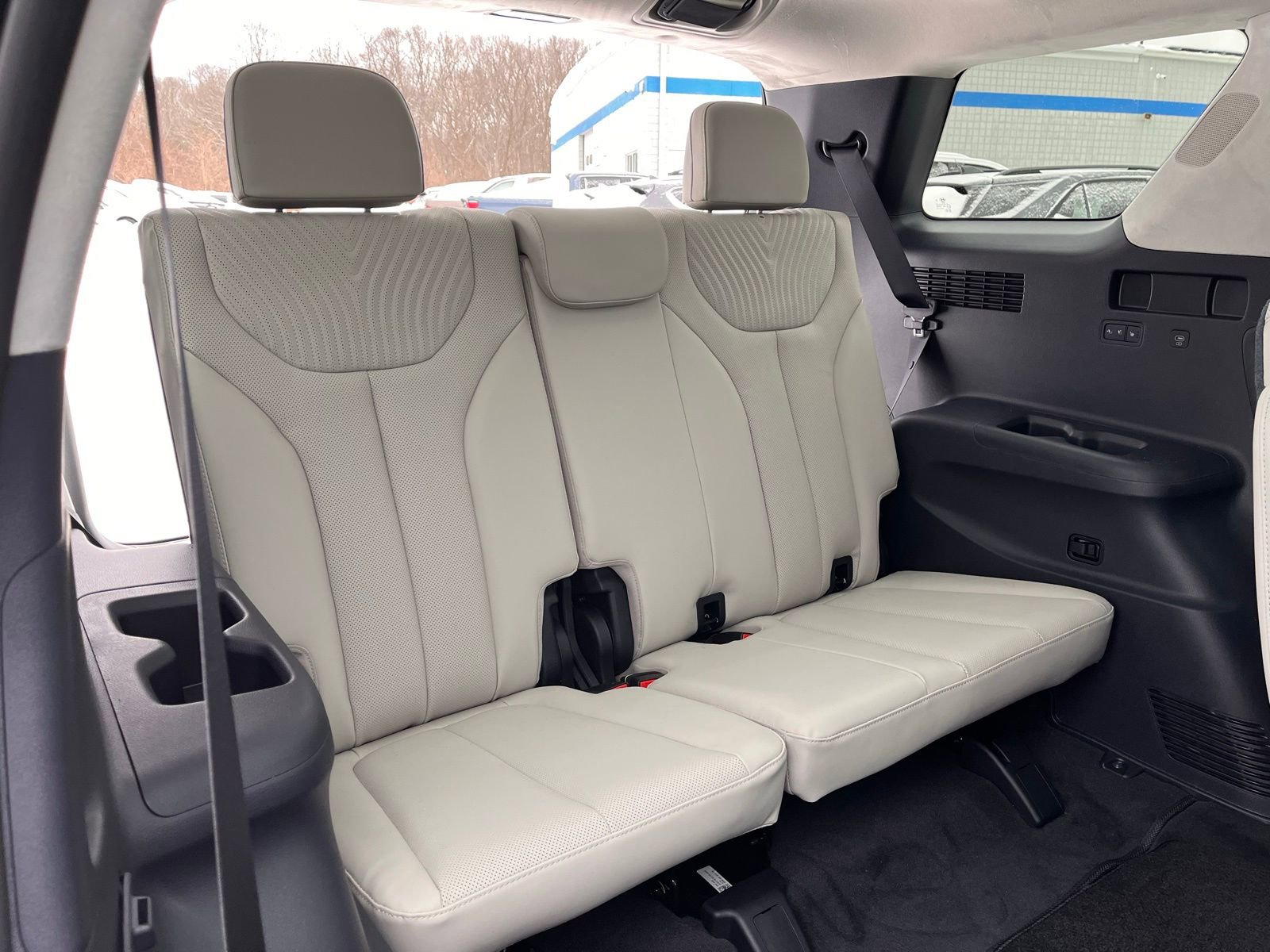 Used 2023 Hyundai Palisade Calligraphy AWD/4WD image 17