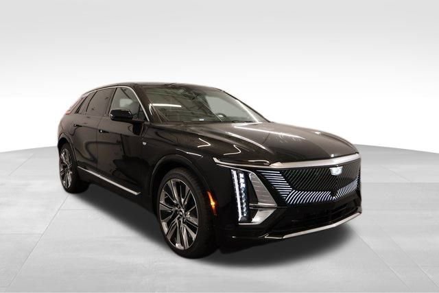New 2026 Cadillac Lyriq Signature Luxury image 1