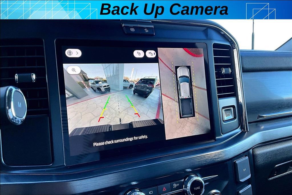 Used 2025 Ford F250 Lariat w/ Black Appearance Package image 15