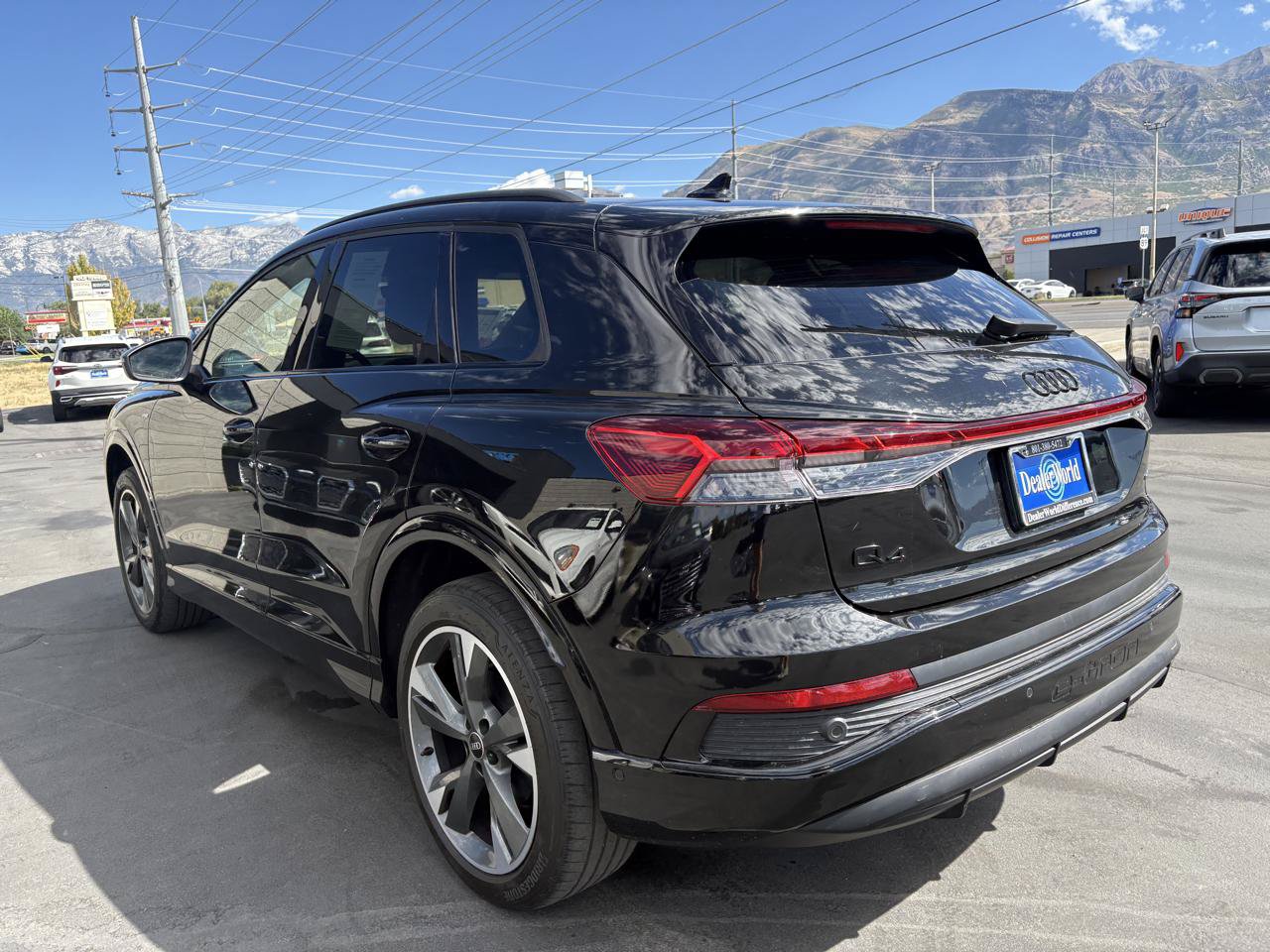 Used 2023 Audi Q4 e-tron Premium Plus w/ Premium Plus AWD/4WD image 7