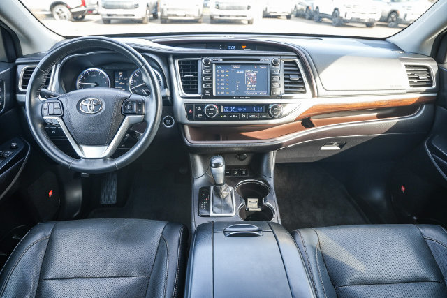 Used 2016 Toyota Highlander Limited AWD/4WD image 14