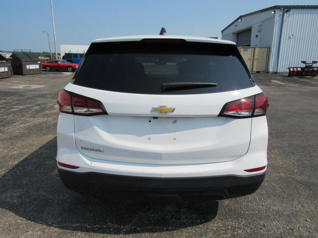 Used 2022 Chevrolet Equinox LS w/ LS Convenience Package FWD image 4