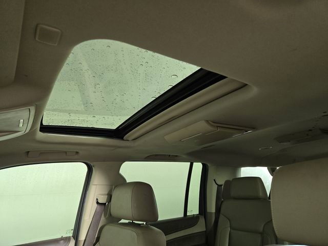 Used 2017 Chevrolet Suburban Premier image 32