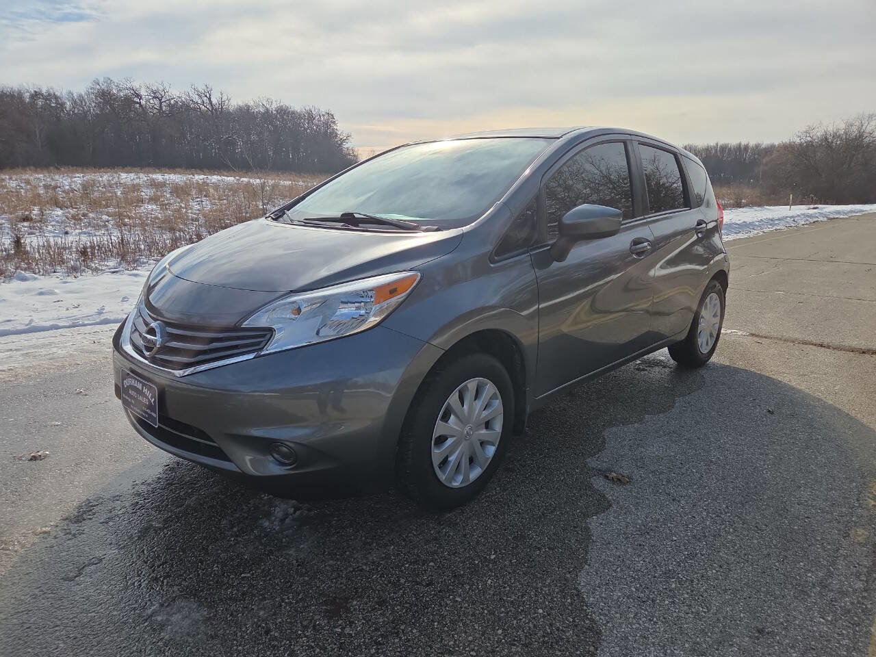 Used 2016 Nissan Versa Note S image 2