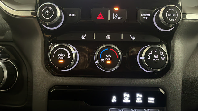 Used 2025 RAM 1500 Big Horn AWD/4WD image 17