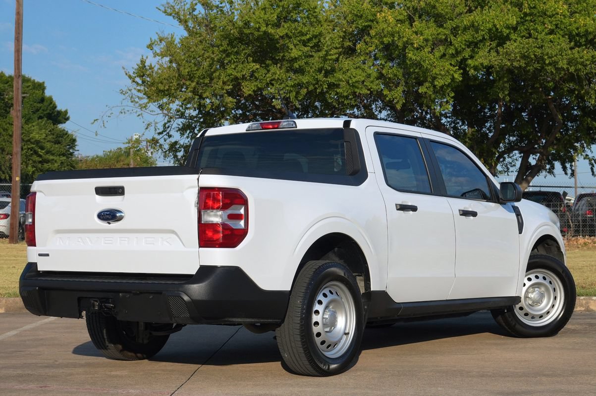 Used 2023 Ford Maverick XL FWD image 3