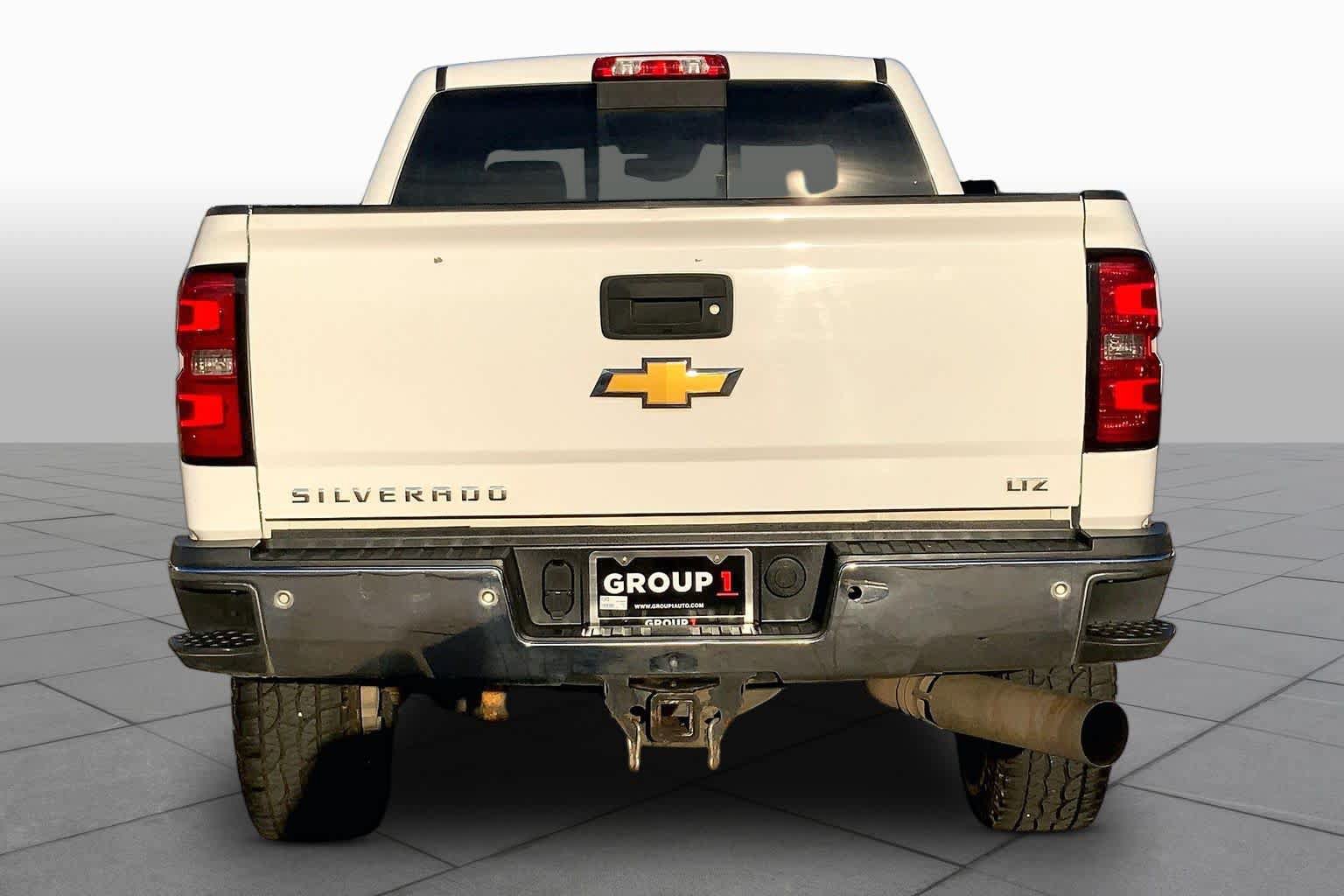 Used 2015 Chevrolet Silverado 2500 LTZ w/ Duramax Plus Package AWD/4WD image 4