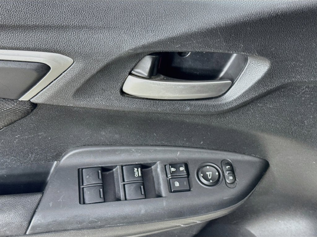 Used 2016 Honda Fit EX image 18
