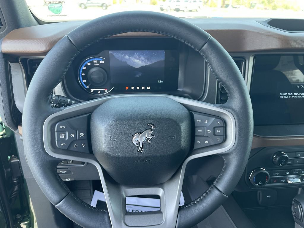 Used 2024 Ford Bronco Outer Banks image 14