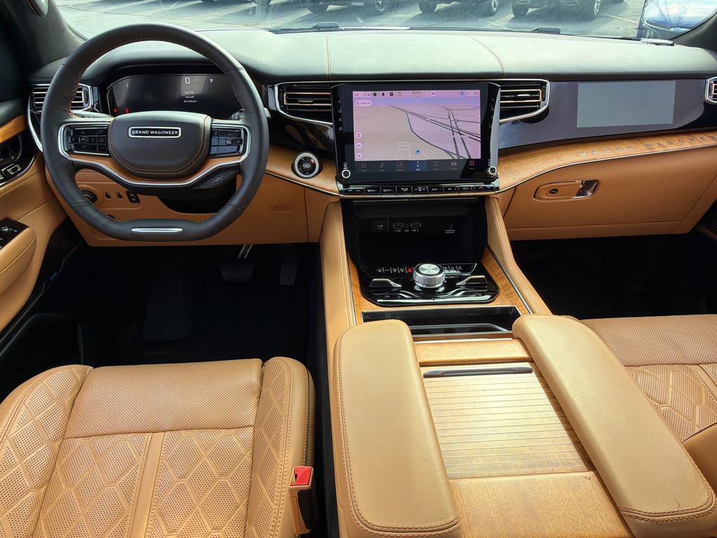 Used 2023 Jeep Grand Wagoneer Series III AWD/4WD image 23