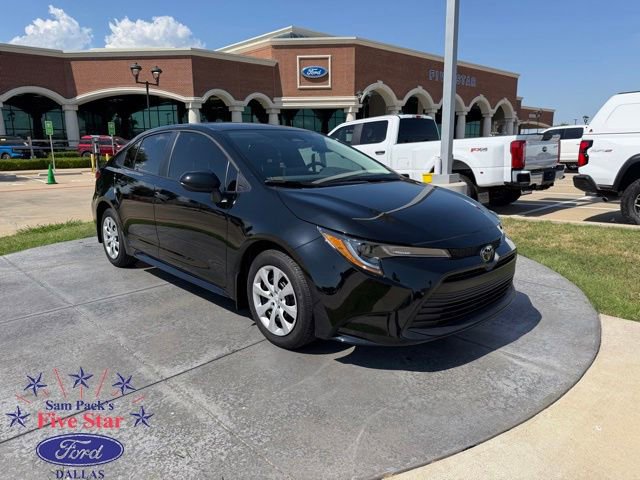 Used 2026 Toyota Corolla LE FWD image 1