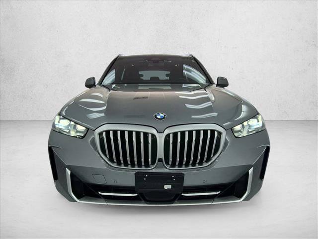 Used 2025 BMW X5 sDrive40i RWD image 2