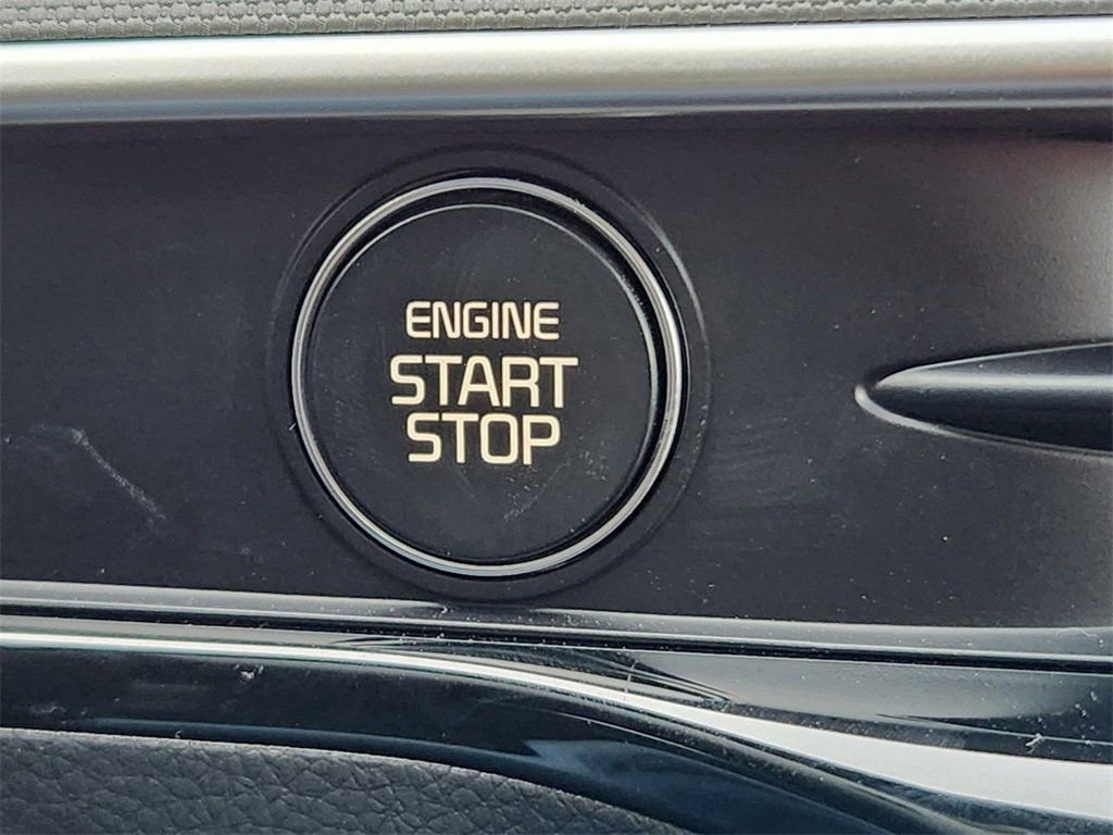 New 2025 Kia K5 LXS image 15