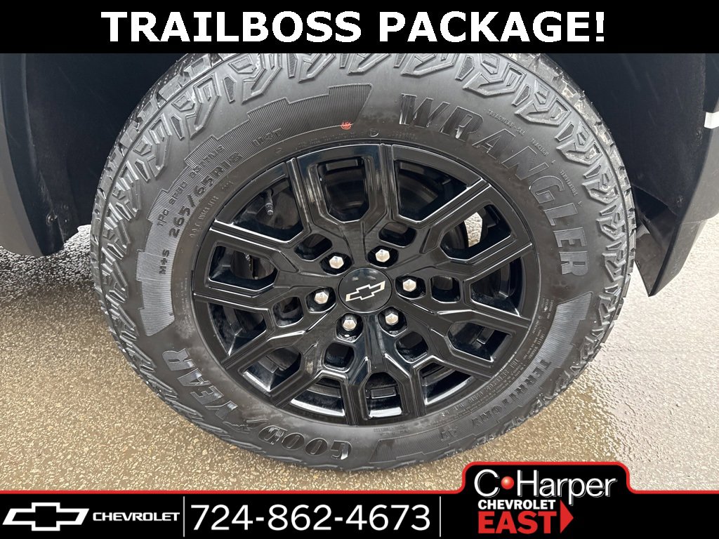 Certified 2024 Chevrolet Colorado Trail Boss w/ Technology Package image 9