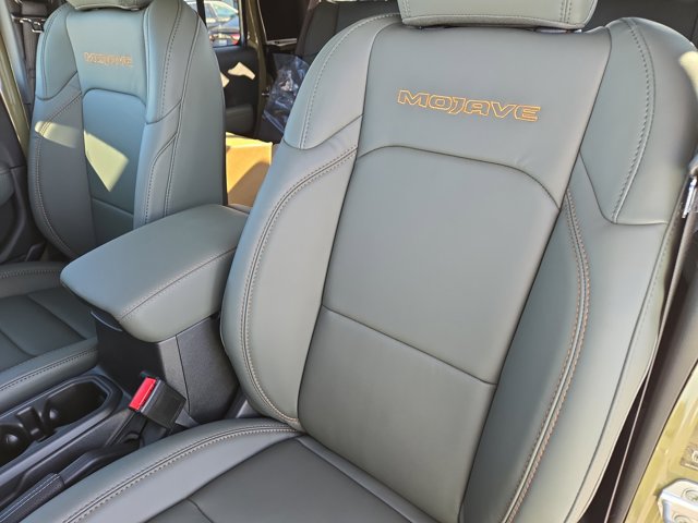 New 2025 Jeep Gladiator Mojave AWD/4WD image 33