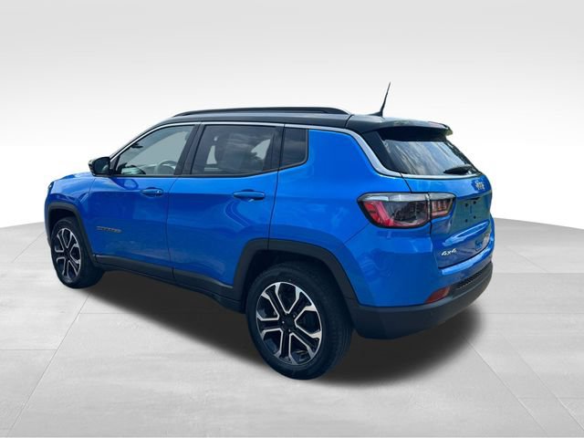 Used 2023 Jeep Compass Limited AWD/4WD image 4