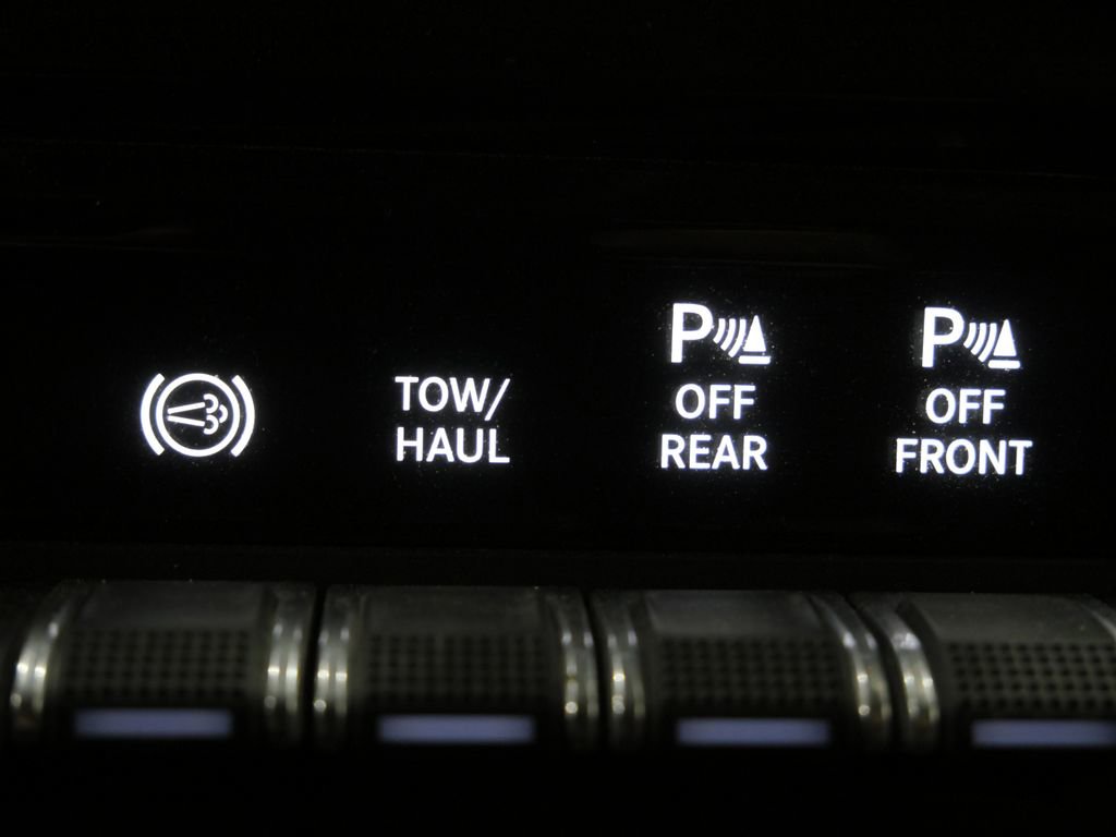 Used 2024 RAM 2500 Laramie w/ Safety Group AWD/4WD image 18