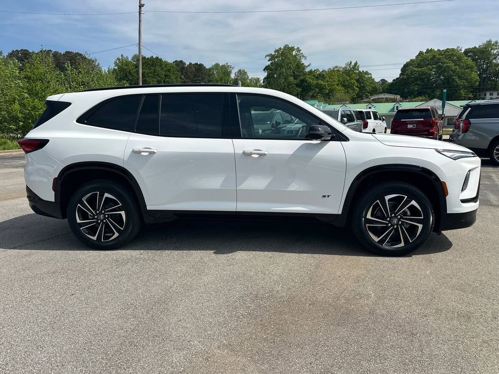 New 2026 Buick Enclave Sport Touring w/ Power Package FWD image 5