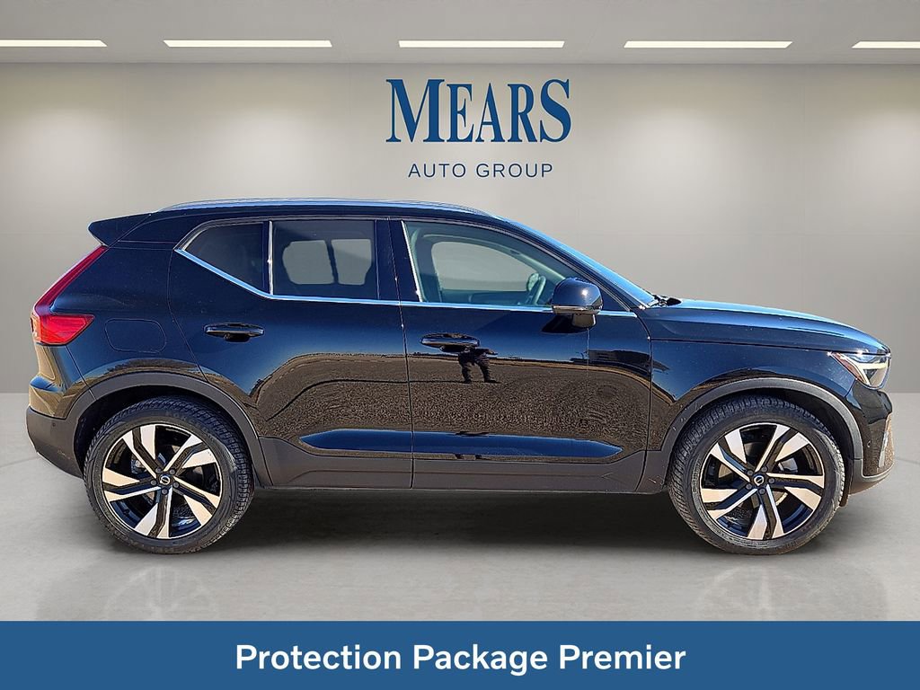 Certified 2023 Volvo XC40 B5 Plus w/ Driver Assist Package image 8
