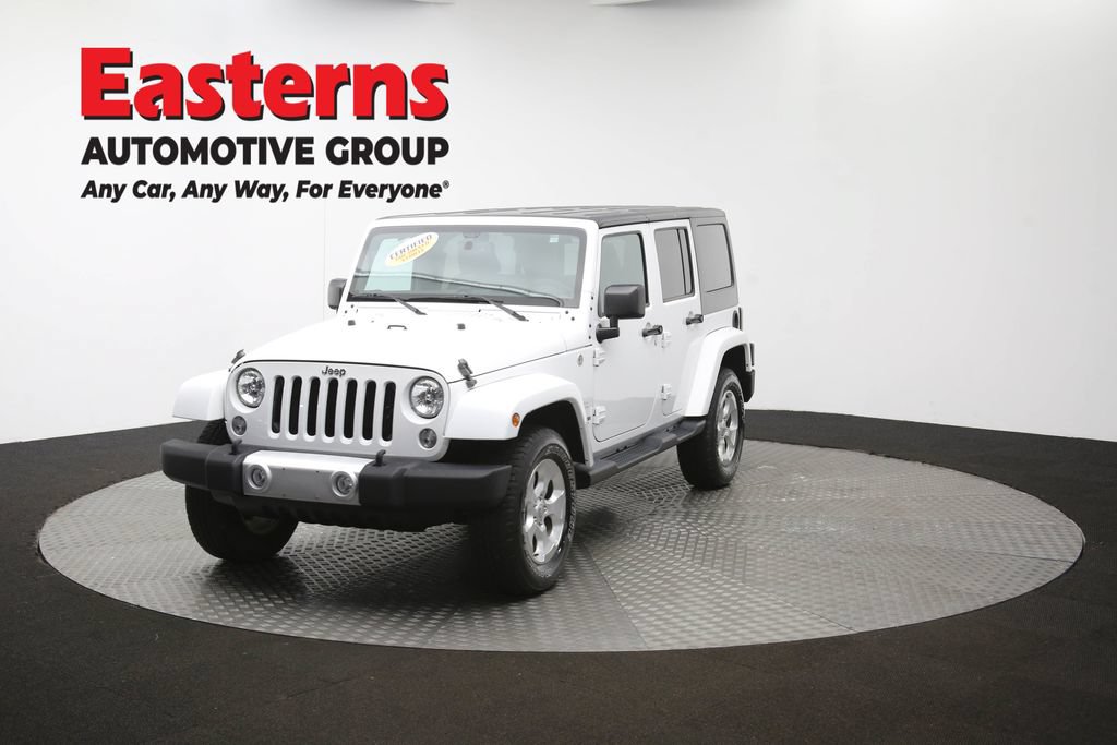 Used 2015 Jeep Wrangler Unlimited Sahara w/ Connectivity Group AWD/4WD image 55
