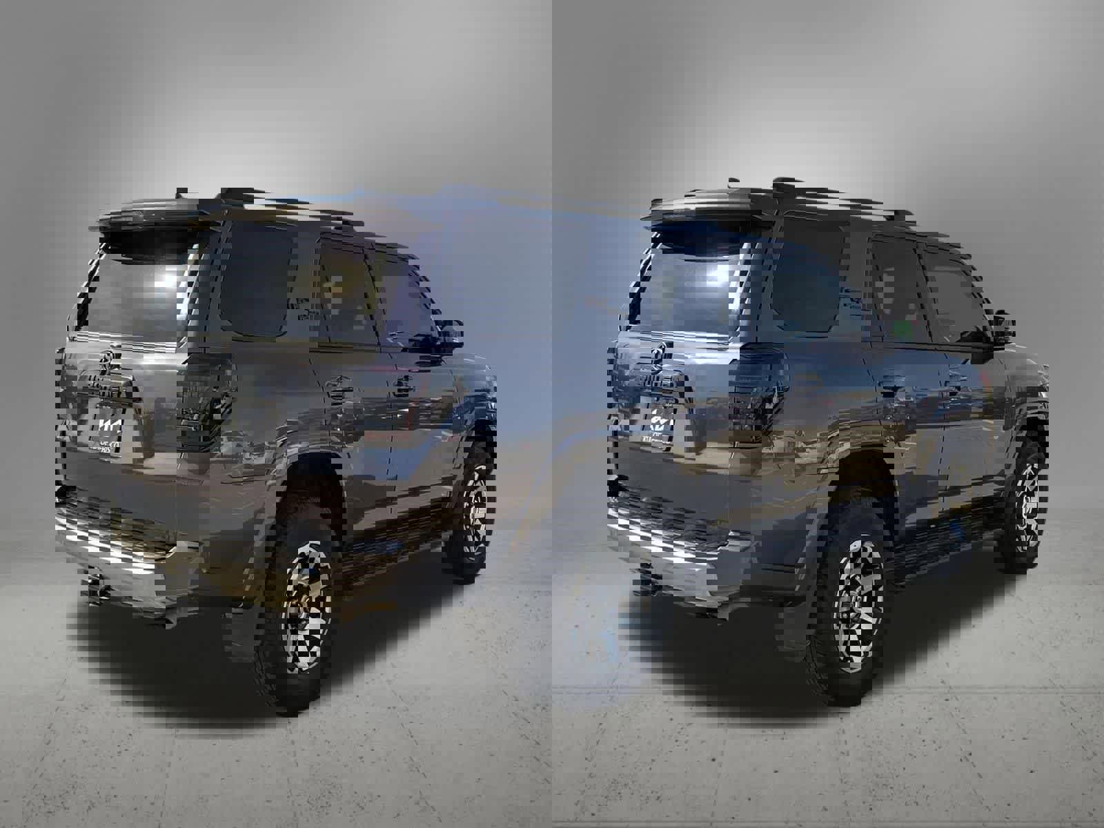 Used 2023 Toyota 4Runner TRD Off-Road Premium image 6